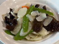 -琥珀老六龙虾(四里河店)