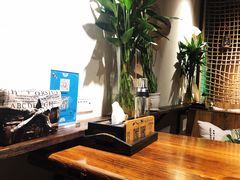 -八月美食小馆(银泰城总店)