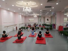 -炫艺舞蹈培训中心(枫尚奥特莱斯店)