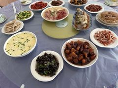 -弥舍·湖景团建泳池派对别墅·湖山境店