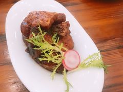 -侬佳蒸菜馆(听潮店)