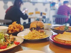 -HELLO 27 意面·沙拉·帕尼尼