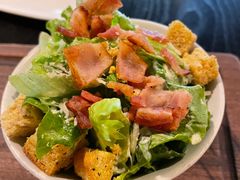 凯撒沙拉-Let'sBURGERplus·非常创意汉堡(三里屯店)