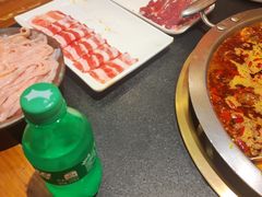 -沸炉重庆老火锅(军事博物馆店)