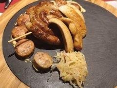 -塞纳河法国餐厅(唐延路店)