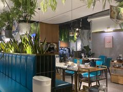 大堂-三个椰子·现砍椰子鸡(金源CBD店)