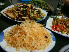 -瑞杰烧烤店·24小时营业(山东路店)