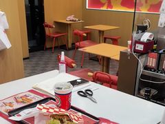 -塔斯汀中国汉堡(白云京溪地铁站店)