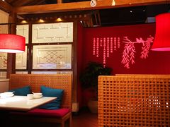 卡座-北院·果木烤鸭·25年东北菜(创意产业园店)