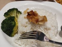 -佰搭果·广式茶餐厅(西华路店)