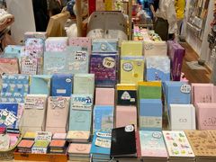 -猫的天空之城概念书店(杭州南宋御街店)