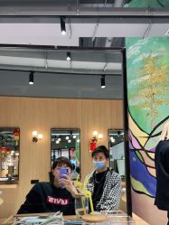 -T8 SALON
