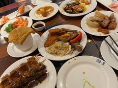 -四海一家自助餐(益田假日广场店)