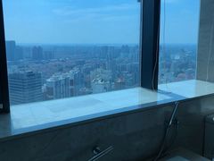 -上海龙之梦万丽酒店