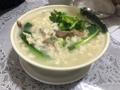 -YI PIN JU 一品居中餐厅 中国超市