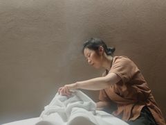 -灸春堂·艾灸·痛症·整脊连锁(之江银泰店)
