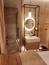 -苑苑vbeauty科技美容SPA