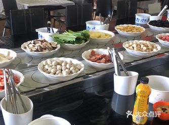天津科技大学食堂一共有七个，每一个食堂都有不同的特色