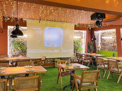 -Dragon Pizza•圆脸龙披萨·牛排餐厅
