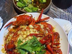 -老街烧烤大排档·地道湖北菜·龙虾馆(汉口火车站店)