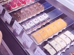 -Dough&Joe团憩(瑞虹天地月亮湾店)