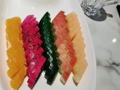 酸杏子蔬果沙拉-丝路有约·西域美食