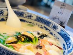 八宝鱼头-山外山菜馆(玉泉路店)