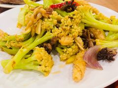 -侠成水上农庄(工业大道店)