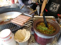 -白色精品·老长沙臭豆腐(文化店)