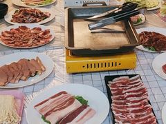 -玩坞轰趴馆·户外团建聚会主题生日派对馆(世豪广场店)