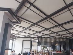 -瑰丽酒店·海吧·天际下午茶·现场DJ·天台酒吧