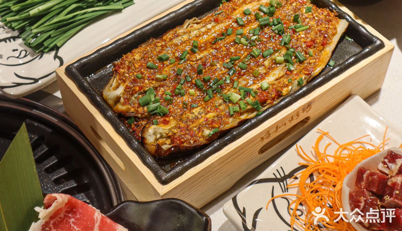 贵阳首家猫抓烤肉重磅来袭❗️颜值超高绵绵冰🍧