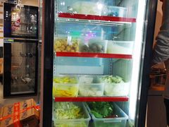 自助取餐区-运气牛自助酱大骨火锅(南京东路店)
