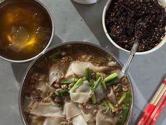 -正宗杨记普洱酸醋米线(总店)