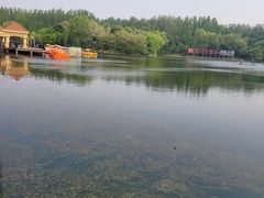 -王府井奥莱棋盘山小镇