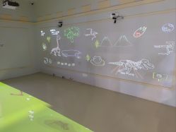 -多多淘儿童体验中心(重庆来福士店)