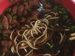 -小龙大肉面馆