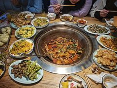 -山河屯铁锅炖(哈西站店)