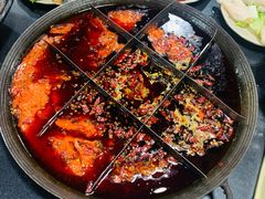 -铜元老码头鳝鱼火锅