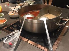 -捞王锅物料理(上海世茂广场店)