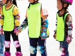 -悦动体能篮球羽毛球网球(三里河店)