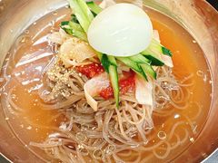 -许哥东北烧烤·铁丳烤串·宫后夹肉(繁花中心店)