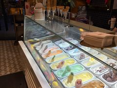 -MADO冰淇淋咖啡馆(淘金店)