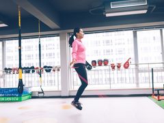 -越·健身工作室(华尔兹广场写字楼B栋店)