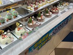 -85度C(生甜甜圈研究工坊·上海平凉店)