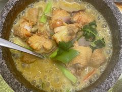咖喱鸡亦煲-三辣馆