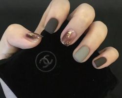 -悦指间美甲美睫