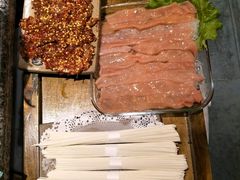-疯狂的筷子老灶九宫格火锅