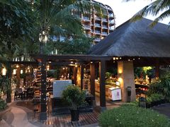 -三亚湾海居铂尔曼度假酒店