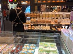 -皇冠幸福里动物奶油生日蛋糕(万达店)